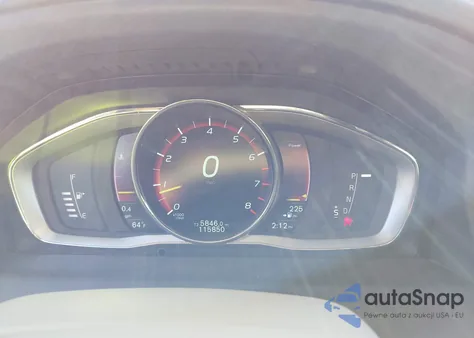 2016 Volvo Xc60 T5 Premier z USA, uszkodzony, nr VIN YV4612RKXG2856912